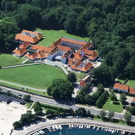 Rungstedgaard Hotel 3*